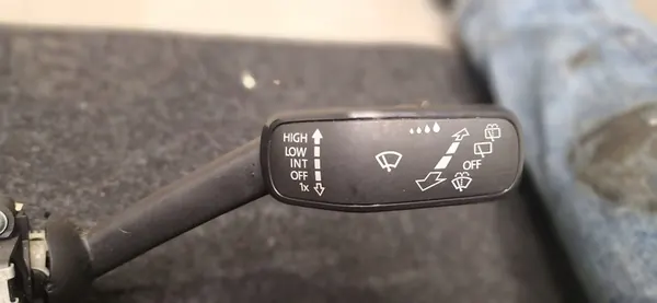 Kombischalter Skoda Superb III image 3