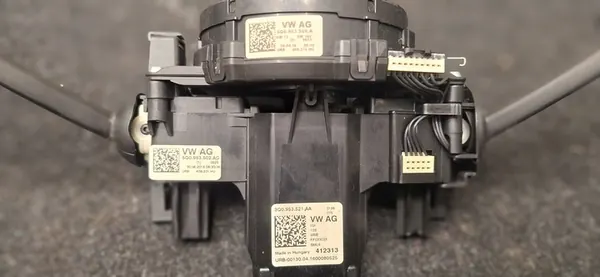 Kombischalter Skoda Superb III image 5