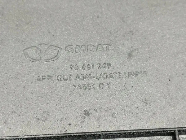 Aileron de hayon Opel Antara 2012 OEM 96661349 image 6