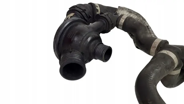 Carcasa de termostato BMW 3 (E90) 2.0L Diesel 2011 OEM 7552403 image 2