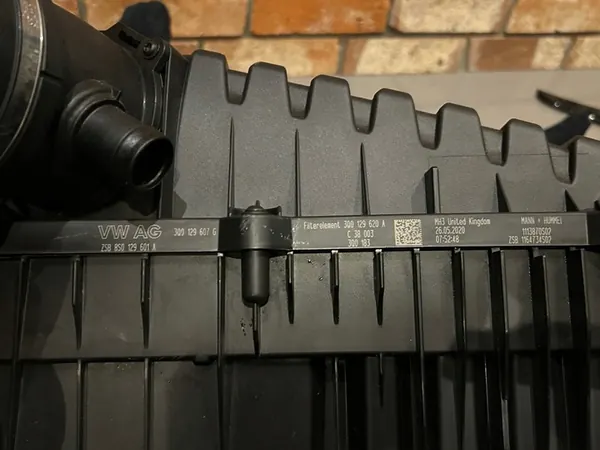 AUDI RS3 8V0 Ilmansuodattimen Kotelo + Imu image 10