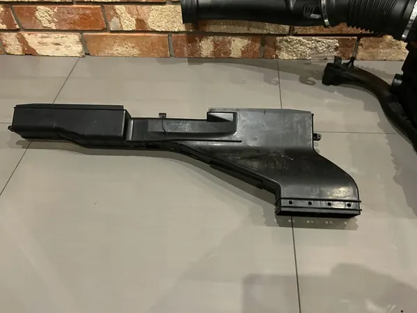 AUDI RS3 8V0 Ilmansuodattimen Kotelo + Imu image 3