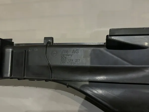 AUDI RS3 8V0 Ilmansuodattimen Kotelo + Imu image 4