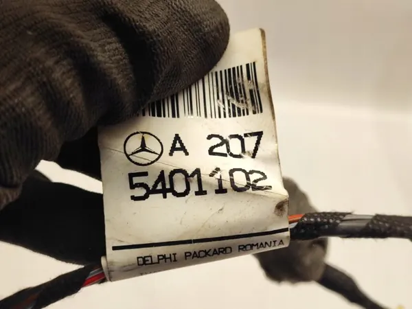 Mercedes-Benz USB-uttag OEM A1728202826 för E-klass W212 image 6