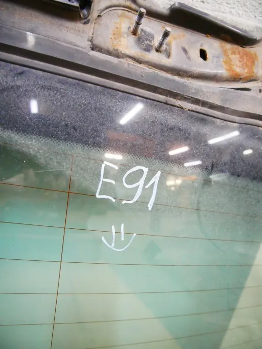 BMW E91 achterklepglas OEM - Gebruikt image 6