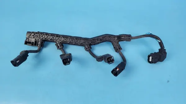 Toyota RAV4 V 19r injectorharness OEM 82125-12660B image 5