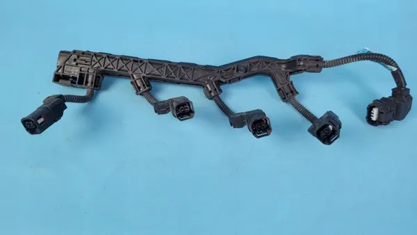 Toyota RAV4 V 19r injectorharness OEM 82125-12660B image 7