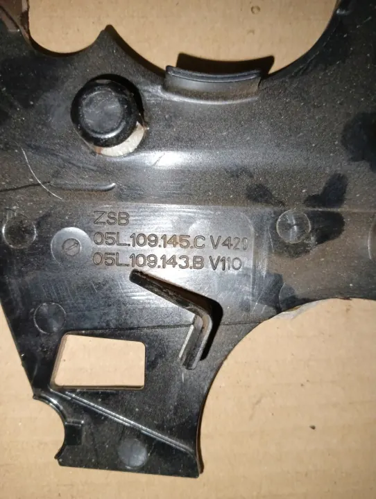 Couverte de distribution OEM 05L109147D pour VW Audi 2.0 TDI image 5
