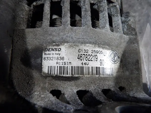 ALFA ROMEO 156 1.6 Vaihtovirtageneraattori 63321836 image 3