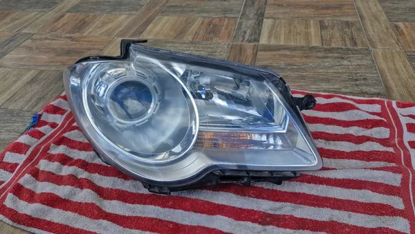 VW Touran I Lift Etu Oikea Lamppu Eurooppa 1T1941006B image 2