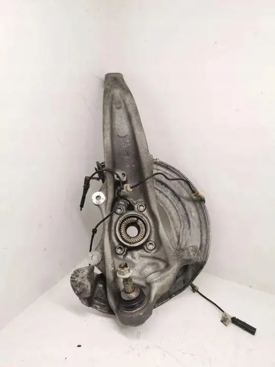 Junta esquerda dianteira OEM 6884379 BMW 6 GT image 2