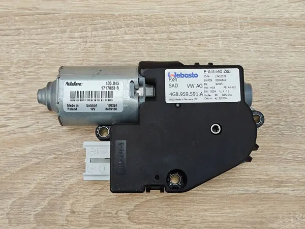 Motor de teto solar Audi OEM 4G8959591A - Usado 34km image 2