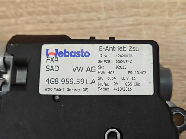 Motor de teto solar Audi OEM 4G8959591A - Usado 34km image 5