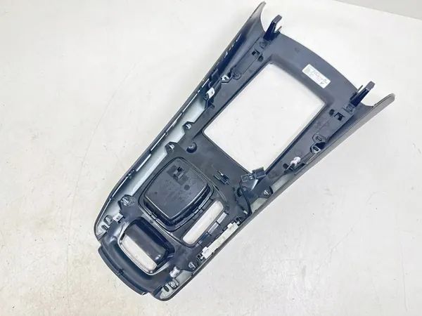 2013 Citroen DS4 Gear Shift Frame image 3