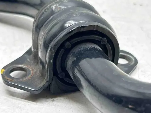Barra estabilizadora trasera OEM 55510CZ100 - Usada image 5
