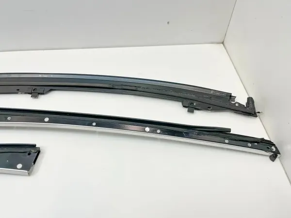 Mercedes-Benz SL R129 tuulilasin tiiviste OEM A1296900280 image 8