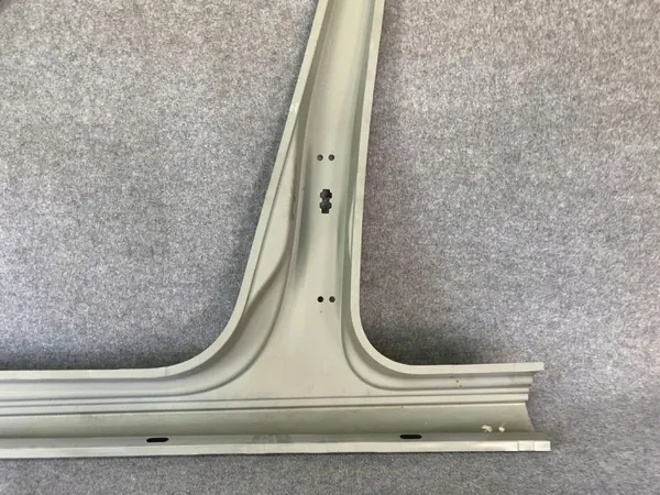 Rechte A/B-Säule OEM 3V0 für Skoda Superb III image 10
