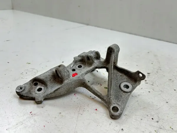 Support compresseur climatisation Volvo V60 OEM 9653249480 image 2