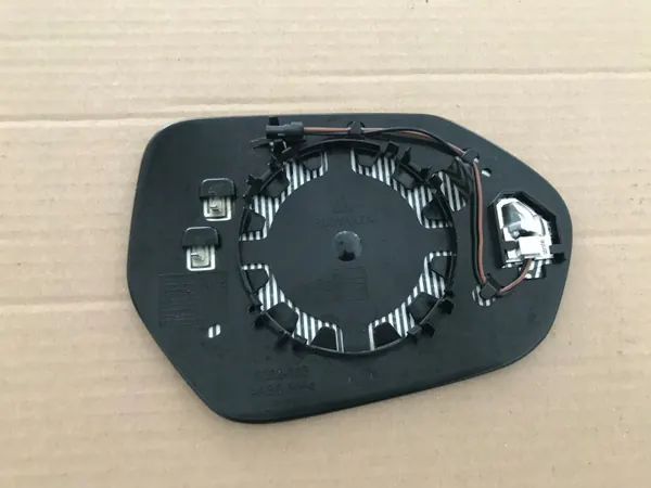 OEM 9302-303 Vänster Förarespegel-Insats - Begagnad image 4