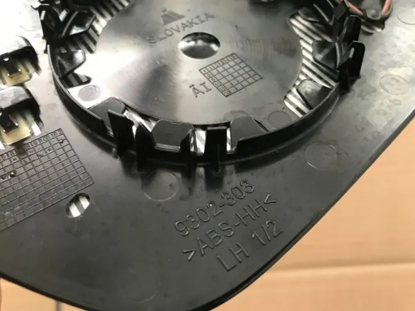 OEM 9302-303 Vänster Förarespegel-Insats - Begagnad image 5