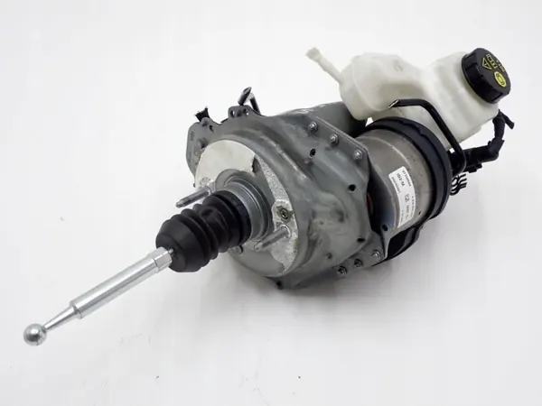 Remkrachtversterkerpomp OEM 5WB614105AT voor VW Golf 8 image 5