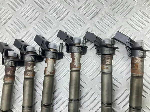 Conjunto de injeção de combustível Audi A7 S7 4G 2011 059130277CD image 5