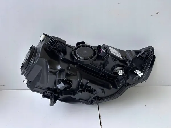 AUDI A3 8V Faro Izquierdo 8V0941043L Original image 5