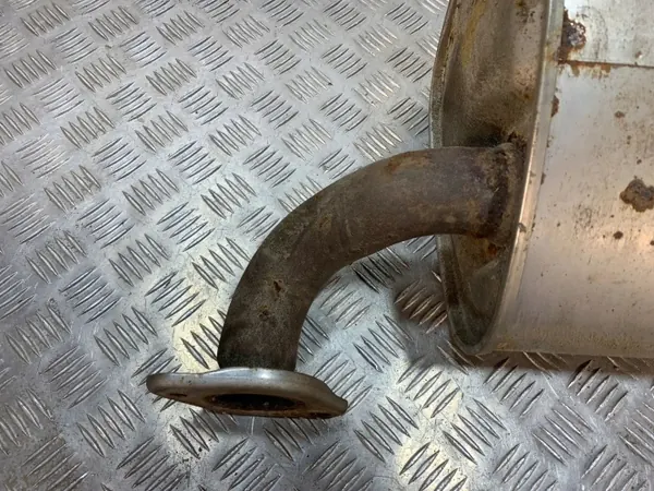 Subaru Ascent Avgasljuddämpare OEM FBZ27233 begagnad image 3