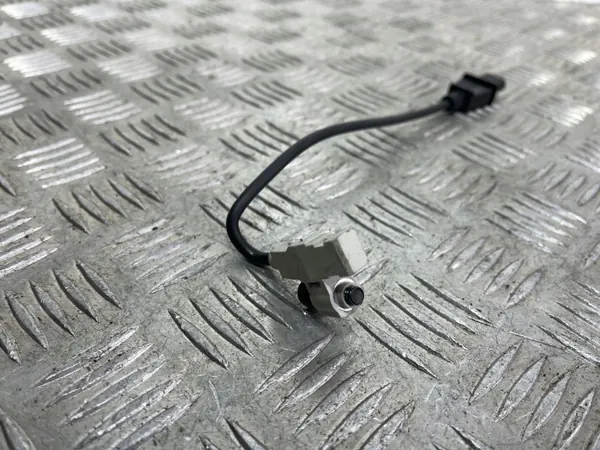 Sensor posição virabrequim SsangYong OEM A1751530028 image 3