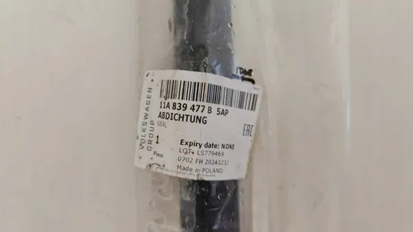 VW ID.4 linkse achter schraapstrip OEM 11A839477 image 3