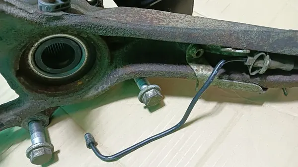 Audi Q7 4L Mozzo Anteriore Sinistro 7L8407257A image 4