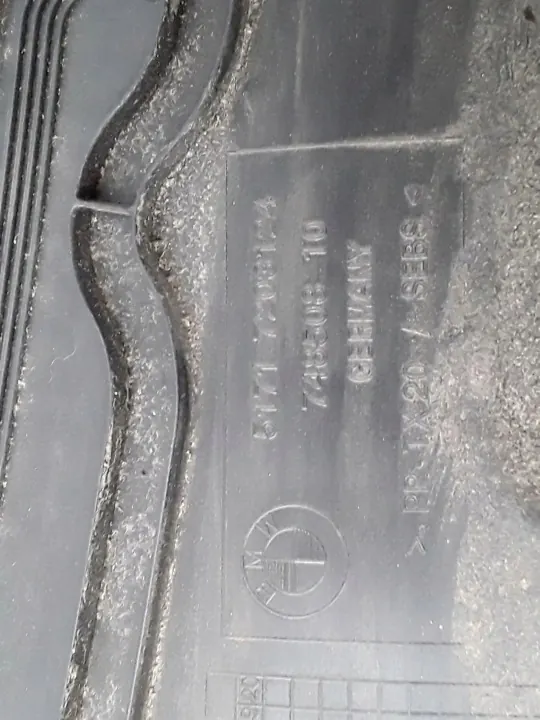 Scheibenwischerarmabdeckung BMW 5 F10 OEM 51717203124 image 8