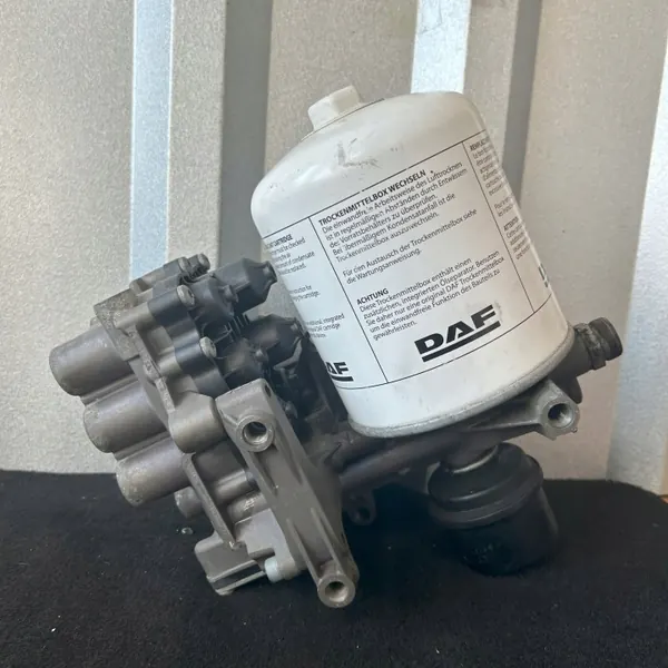 Base de sécheur DAF XF 106 OEM 2027747 Occasion image 2