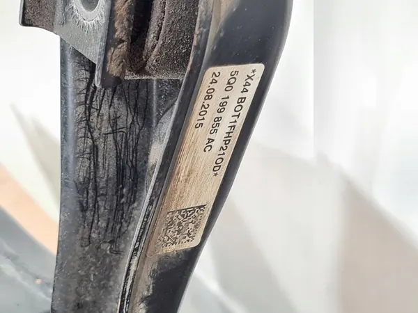 Trave anteriore Skoda Octavia III 5E VW Golf VII OEM 5Q0199315Q image 3