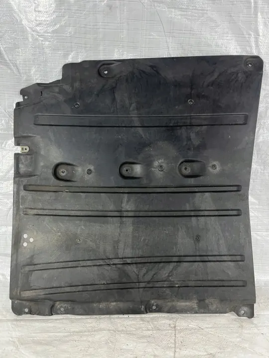 BMW OEM 7340745 Midden Onderbodemplaat image 2