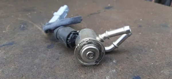 Injector AdBlue OEM M166405986 para Renault Kangoo III image 4
