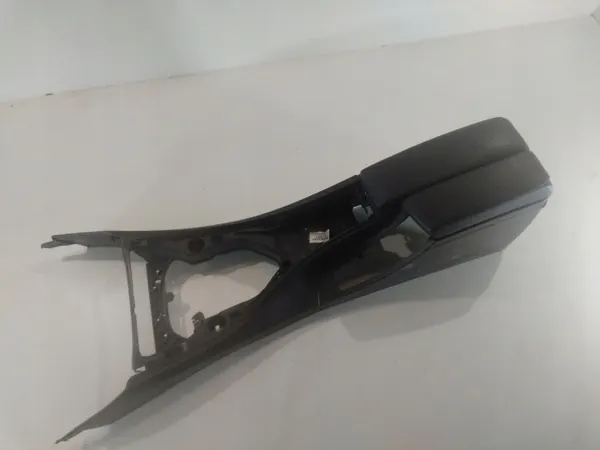 Mittkonsol armstöd OEM 51167075357 BMW 3 E90/E91 image 2
