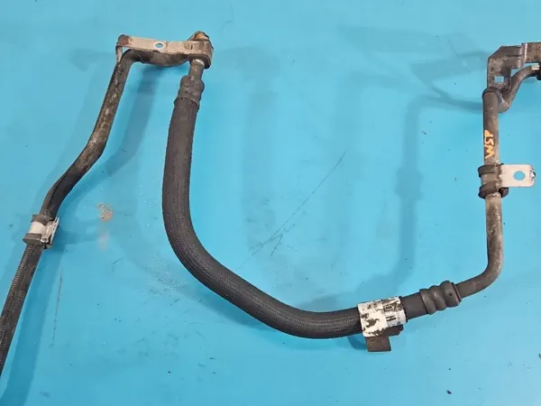 Maserati Servolenkungsschlauch OEM 670007631 image 4