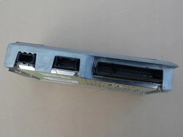 Audi A6 C6 Lift Verstärker OEM 4F0035223J 3G image 5