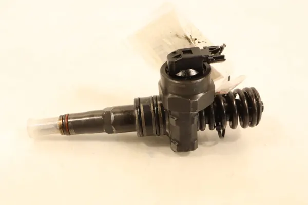 Inyector OEM 0414720007 para Skoda Octavia II 1.9TDI image 3