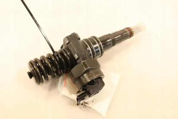 Inyector OEM 0414720007 para Skoda Octavia II 1.9TDI image 5