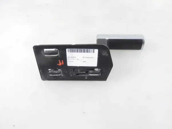 Poignée de porte OEM 15760298 - Pièce Hummer OE d'occasion image 7