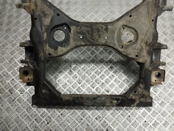 Mercedes-Benz Vito Viano W639 Etuaputuki OEM AMD75793 image 3