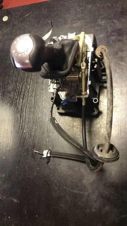 Levier de vitesse Land Rover OEM UCB000051 - Occasion image 2