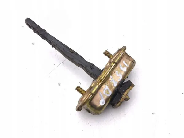Limiteur de porte Mitsubishi OEM AMD235052 3000 GT image 4