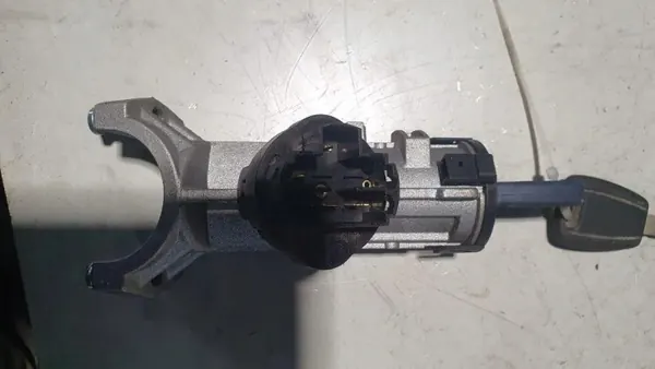 Interruptor de encendido OEM 01099001 para Fiat Ducato image 4