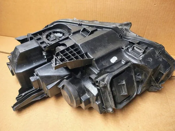 Oikea Ajovalaisin Volkswagen PASSAT B8 3G1941036Q image 4