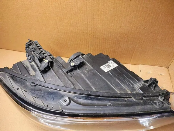 Oikea Ajovalaisin Volkswagen PASSAT B8 3G1941036Q image 7