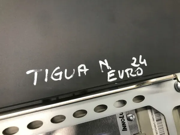 Pantalla de radio OEM 14A919606 para VW Tiguan III 2025 image 5