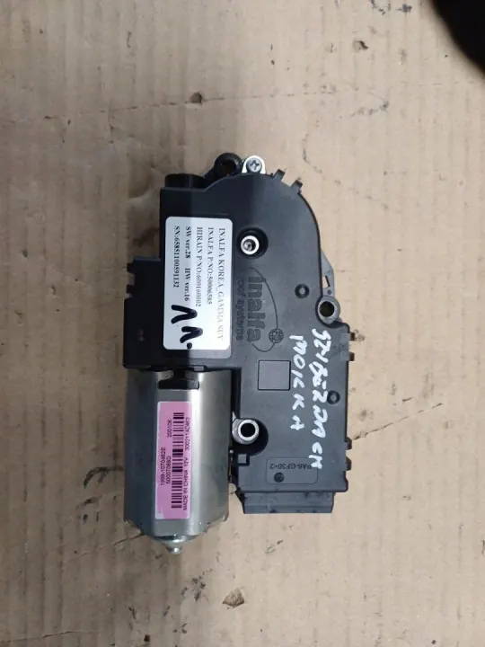 Moteur de toit ouvrant Opel Mokka OEM 50006585 - Occasion image 2